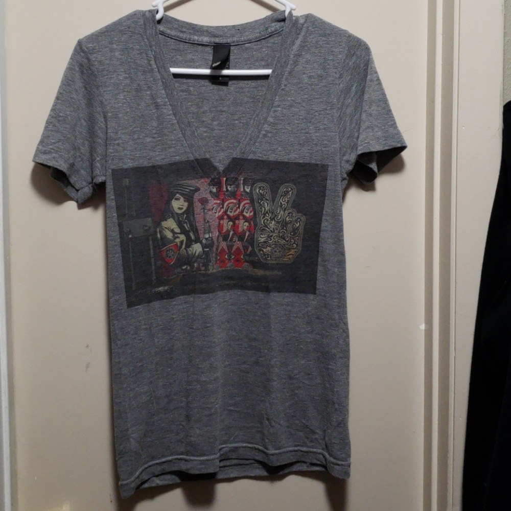 OBEY Gray Peace Guard Mural V-Neck